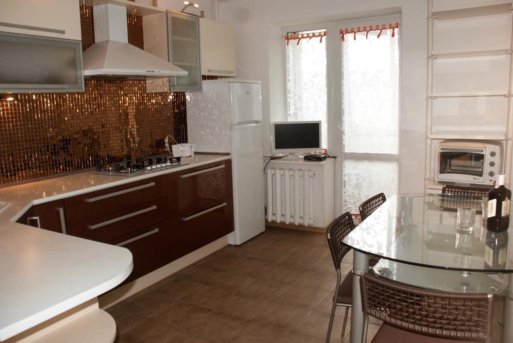 Apartment On Akademika Lazarenka 48A إلفيف المظهر الخارجي الصورة